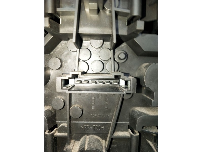 Recambio de piloto trasero derecho para skoda felicia i (6u1) 1.3 referencia OEM IAM   1994