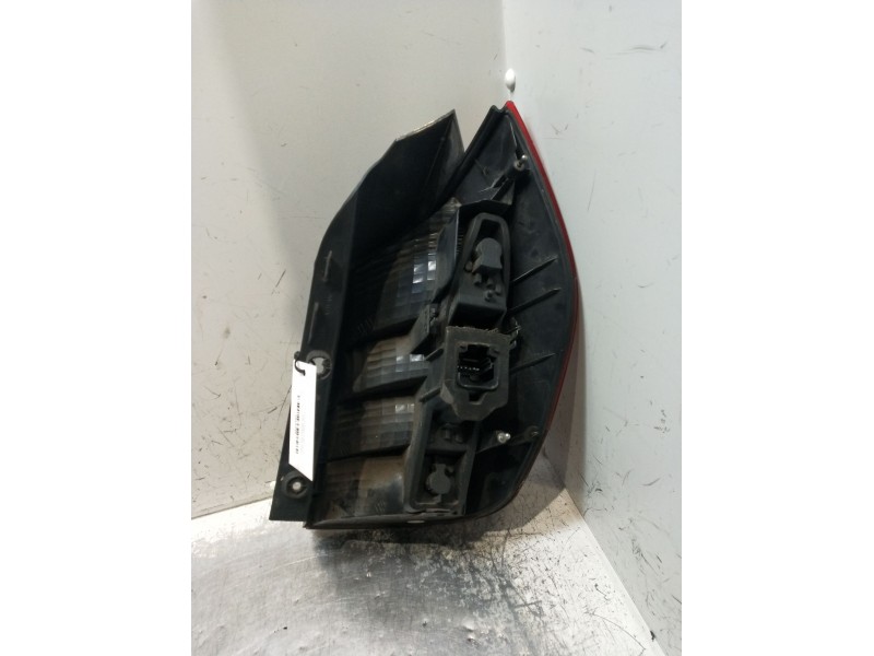 Recambio de piloto trasero izquierdo para renault scénic ii (jm0/1_) 1.5 dci (jm1e, jm16) referencia OEM IAM   