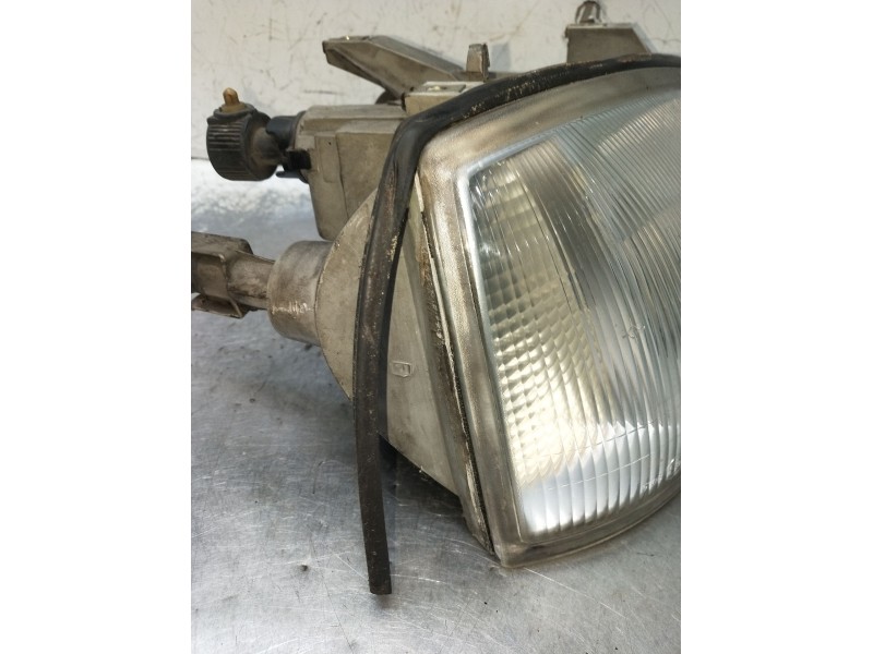 Recambio de faro derecho para renault clio i (b/c57_, 5/357_) 1.2 (5/357y, 5/357k) referencia OEM IAM 086197 VER FOTOS 