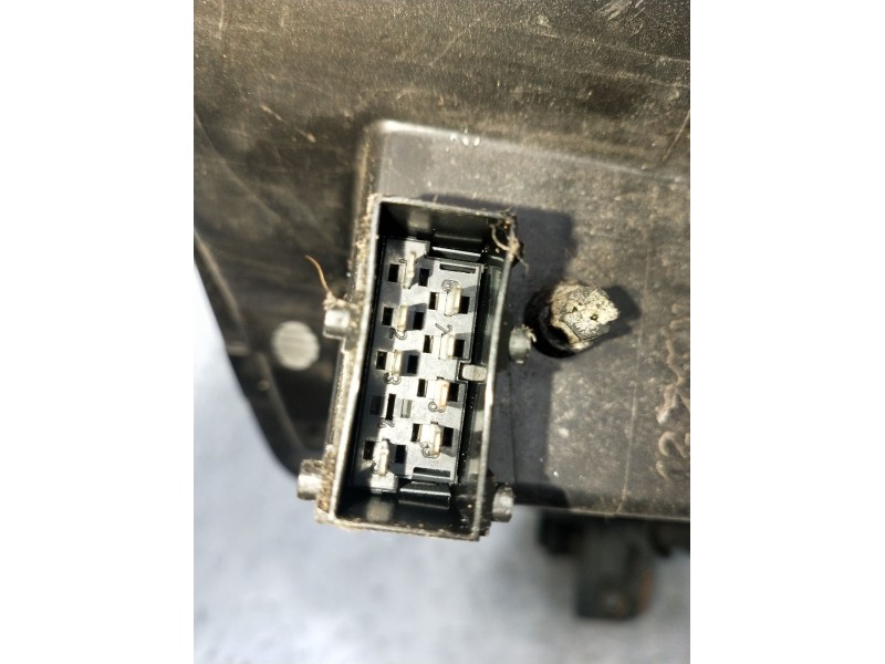 Recambio de faro derecho para peugeot partner monospace (5_, g_) 2.0 hdi referencia OEM IAM 1EG01019602  2003