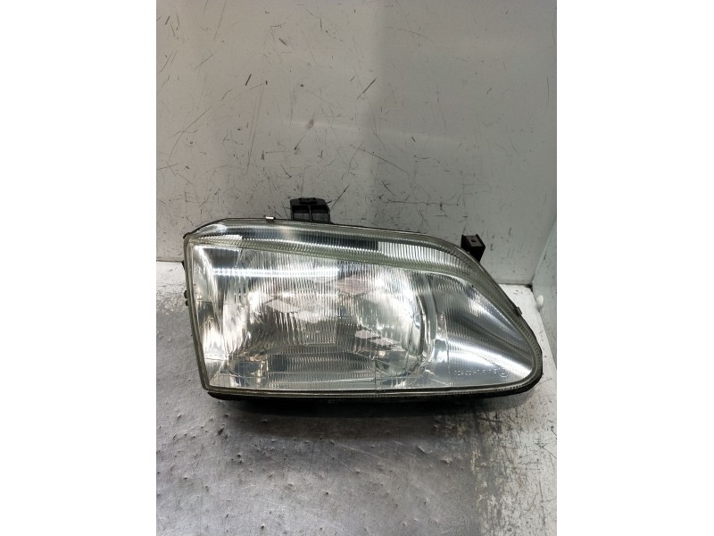 Recambio de faro derecho para renault megane i (ba0/1_) 1.9 d eco (ba0a, ba0u, ba0r) referencia OEM IAM   
