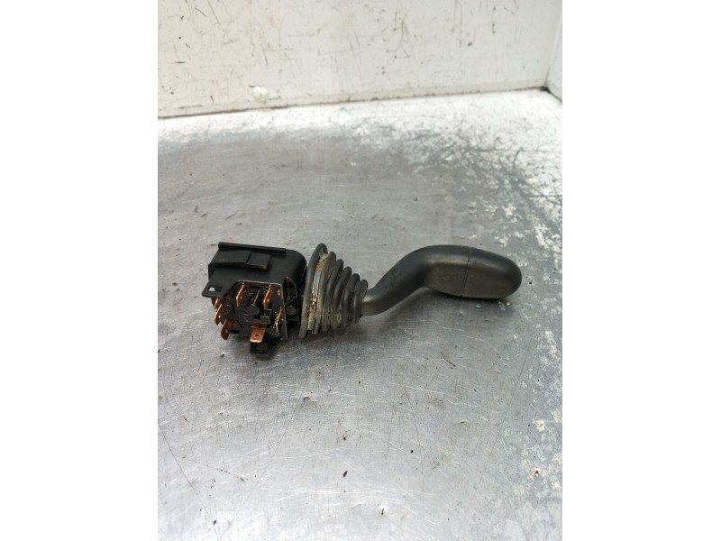 Recambio de mando luces para skoda felicia i (6u1) 1.3 referencia OEM IAM 441945260156  1994