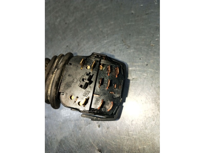 Recambio de mando limpia para skoda felicia i (6u1) 1.3 referencia OEM IAM 441945260166  1994