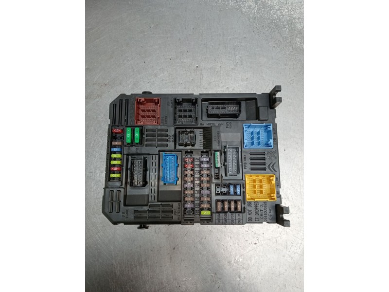 Recambio de caja reles / fusibles para citroën c5 aircross (ac_, aj_, ar_, a4_) 1.5 bluehdi 130 (acyhzj, acyhzr) referencia OEM 