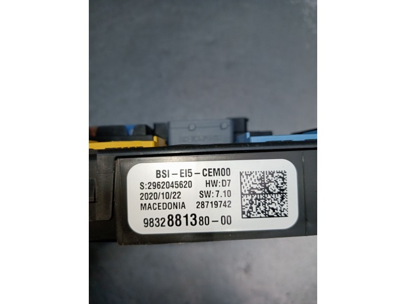 Recambio de caja reles / fusibles para citroën c5 aircross (ac_, aj_, ar_, a4_) 1.5 bluehdi 130 (acyhzj, acyhzr) referencia OEM 