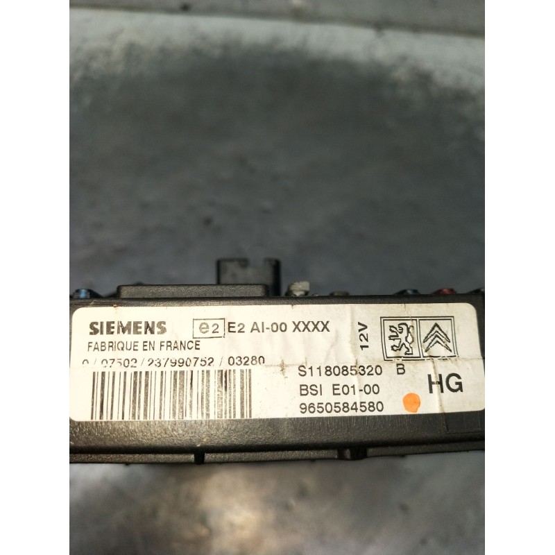 Recambio de caja reles / fusibles para peugeot partner monospace (5_, g_) 2.0 hdi referencia OEM IAM 9650584580 BSIE0100 S118085