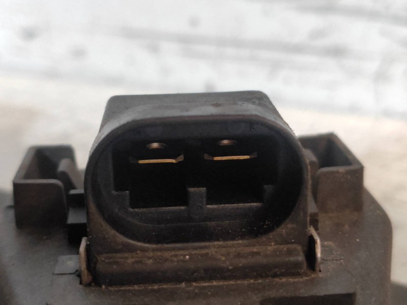 Recambio de electroventilador para renault clio iii 1.4 16v referencia OEM IAM 8200525991 1831441000 1831442016 1831717016