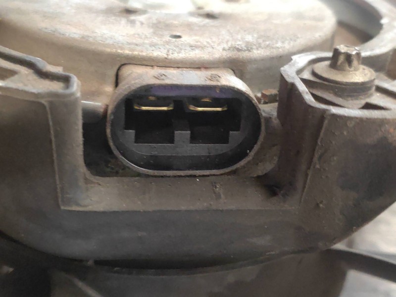 Recambio de electroventilador para renault clio iii 1.4 16v referencia OEM IAM 8200525991 1831441000 1831442016 1831717016