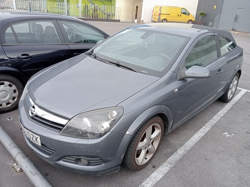opel astra h gtc (a04) del año 2006