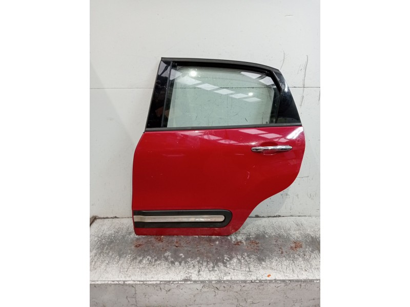 Recambio de puerta trasera izquierda para fiat 500 l (330) referencia OEM IAM   5P