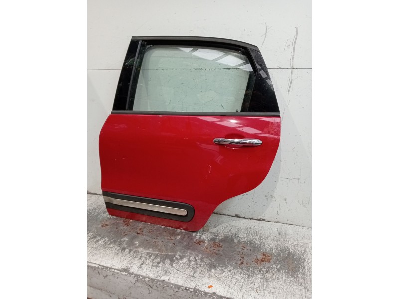 Recambio de puerta trasera izquierda para fiat 500 l (330) referencia OEM IAM   5P