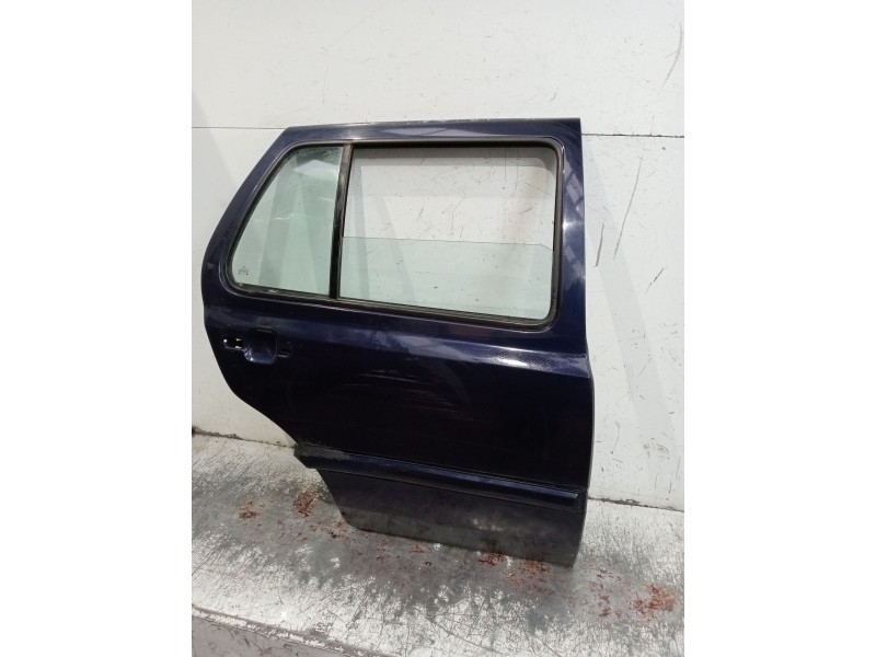 Recambio de puerta trasera derecha para volkswagen golf iii (1h1) 1.9 tdi referencia OEM IAM  VER FOTOS 5P