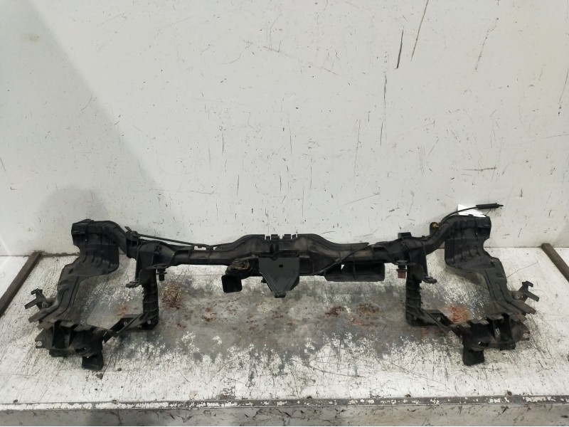 Recambio de panel frontal para mercedes-benz clase a (w169) a 160 cdi (169.006, 169.306) referencia OEM IAM   2004