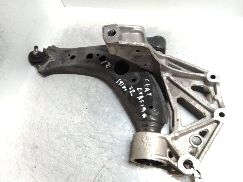 Recambio de brazo suspension inferior delantero izquierdo para seat cordoba berlina (6l2) reference referencia OEM IAM   