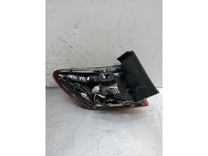 Recambio de piloto trasero derecho para renault clio v referencia OEM IAM 265504885R 211969780 2019 LED