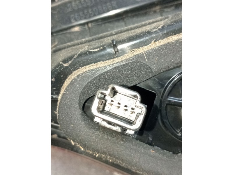 Recambio de piloto trasero izquierdo interior para renault clio v referencia OEM IAM 285551147R 265550866R 2019 LED