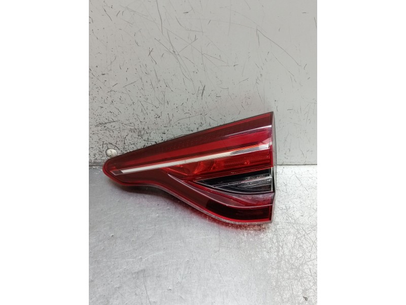 Recambio de piloto trasero derecho interior para renault clio v referencia OEM IAM 265503395R 265504450R 2019 LED