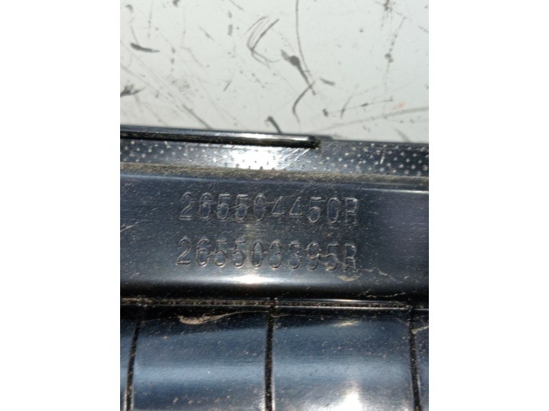 Recambio de piloto trasero derecho interior para renault clio v referencia OEM IAM 265503395R 265504450R 2019 LED