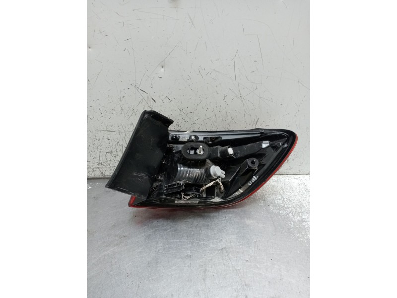 Recambio de piloto trasero izquierdo para renault clio v referencia OEM IAM 265551035R 211978437 2019 LED