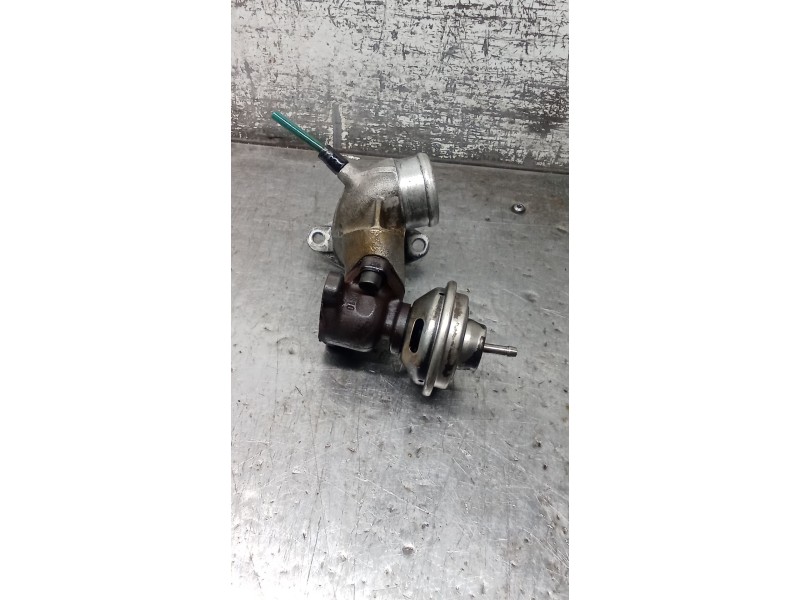 Recambio de valvula egr para audi 80 b4 sedán (8c2) 1.9 tdi referencia OEM IAM 028129637E  92