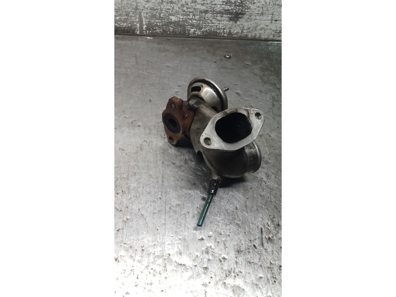 Recambio de valvula egr para audi 80 b4 sedán (8c2) 1.9 tdi referencia OEM IAM 028129637E  92