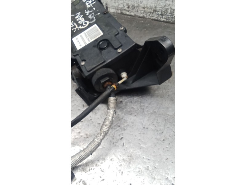 Recambio de freno de mano electrico para renault grand scénic ii (jm0/1_) 1.9 dci (jm14) referencia OEM IAM 8200522628A  