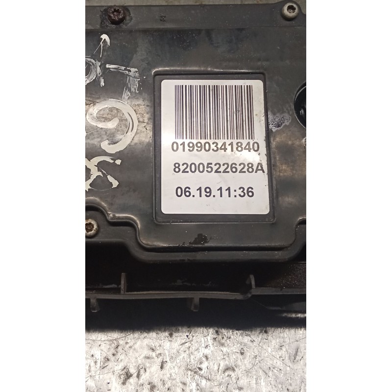 Recambio de freno de mano electrico para renault grand scénic ii (jm0/1_) 1.9 dci (jm14) referencia OEM IAM 8200522628A  