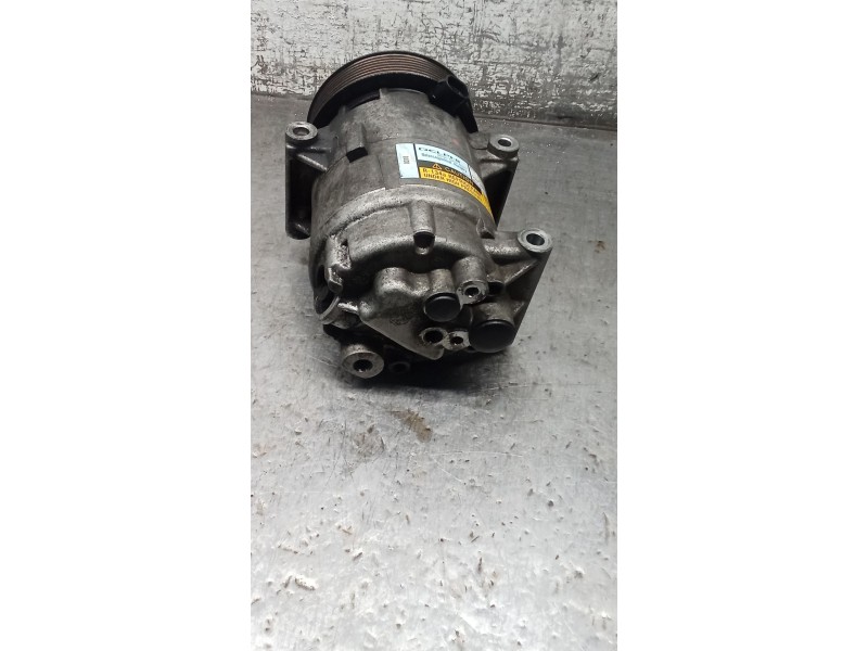 Recambio de compresor aire acondicionado para renault scénic ii (jm0/1_) 1.9 dci (jm0g, jm12, jm1g, jm2c) referencia OEM IAM 820