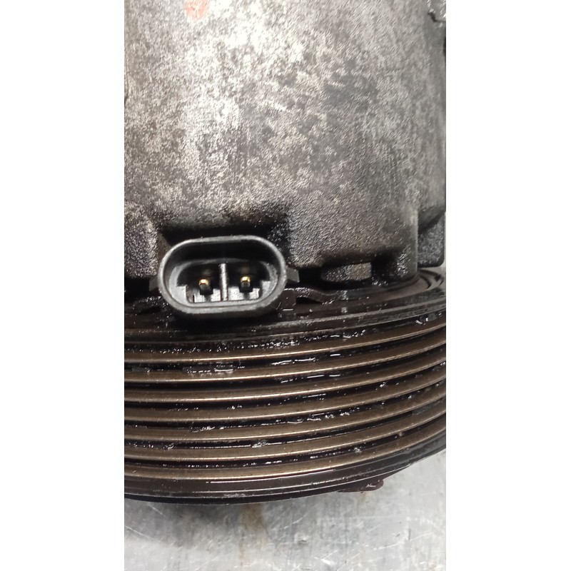 Recambio de compresor aire acondicionado para renault scénic ii (jm0/1_) 1.9 dci (jm0g, jm12, jm1g, jm2c) referencia OEM IAM 820