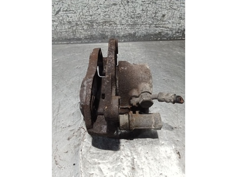 Recambio de pinza freno delantera izquierda para daihatsu feroza 1.6 referencia OEM IAM   88