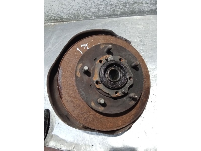 Recambio de mangueta delantera izquierda para daihatsu feroza 1.6 referencia OEM IAM   88