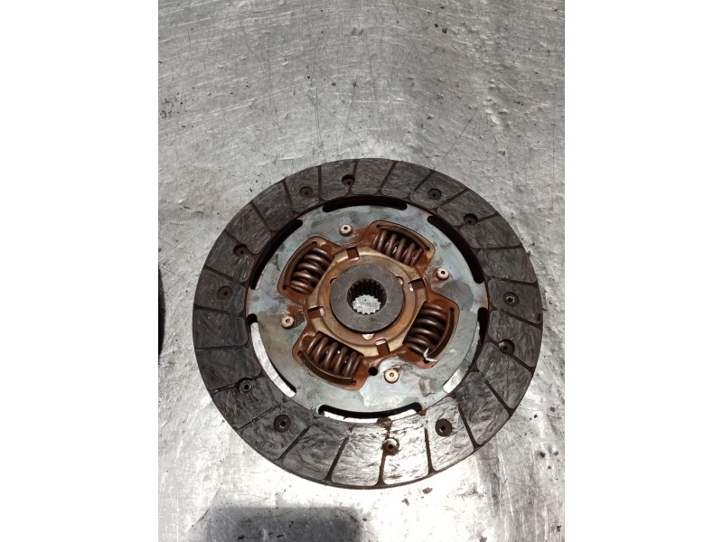 Recambio de kit embrague para daihatsu feroza 1.6 referencia OEM IAM MCK1613 MCK1618 88