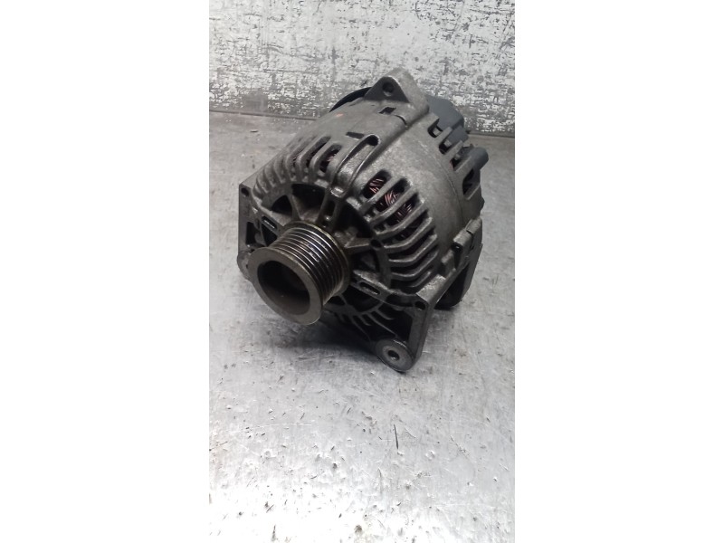 Recambio de alternador para renault scénic ii (jm0/1_) 1.9 dci (jm0g, jm12, jm1g, jm2c) referencia OEM IAM 8200290215 110A 03