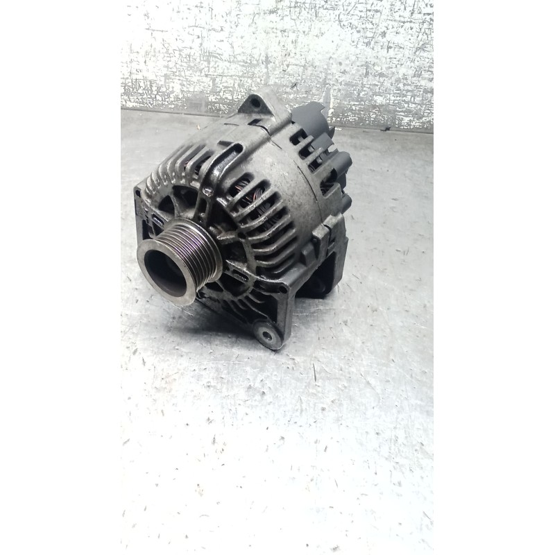Recambio de alternador para renault grand scénic ii (jm0/1_) 1.9 dci (jm14) referencia OEM IAM 8200667610  