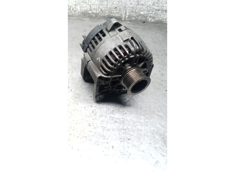 Recambio de alternador para renault grand scénic ii (jm0/1_) 1.9 dci (jm14) referencia OEM IAM 8200667610  