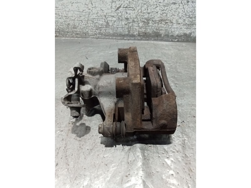 Recambio de pinza freno trasera derecha para renault kangoo (kc0/1_) 1.9 dci 4x4 (kc0v) referencia OEM IAM   97