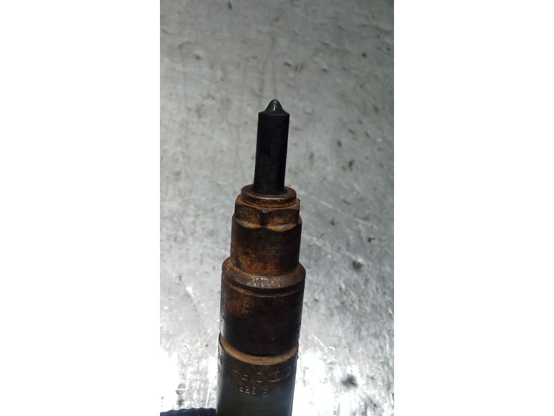 Recambio de inyector para audi 80 b4 sedán (8c2) 1.9 tdi referencia OEM IAM 2FHKBEL58P87 028130201G BOSCH