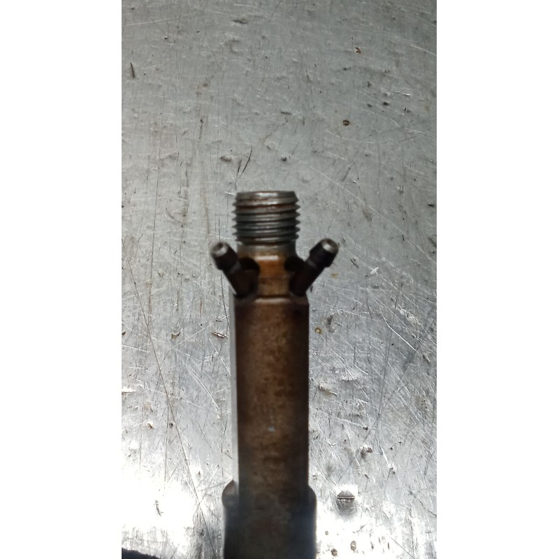 Recambio de inyector para audi 80 b4 sedán (8c2) 1.9 tdi referencia OEM IAM 2FHKBEL58P87 028130201G BOSCH