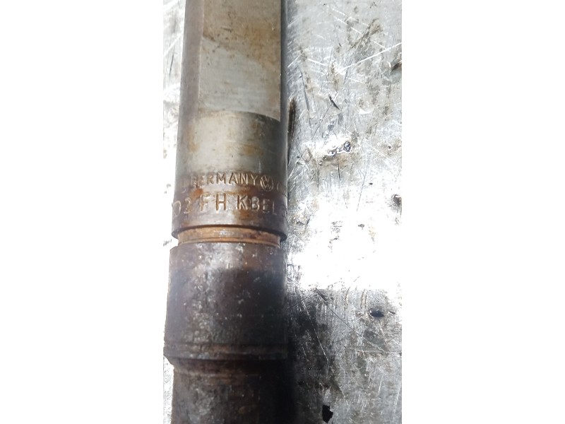 Recambio de inyector para audi 80 b4 sedán (8c2) 1.9 tdi referencia OEM IAM 2FHKBEL58P87 028130201G BOSCH