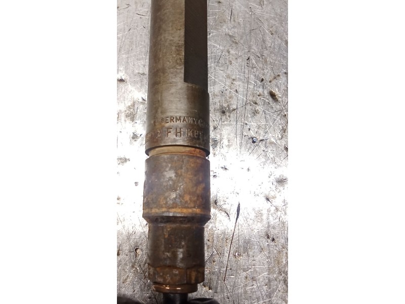 Recambio de inyector para audi 80 b4 sedán (8c2) 1.9 tdi referencia OEM IAM 2FHKBEL58P87 028130201G BOSCH