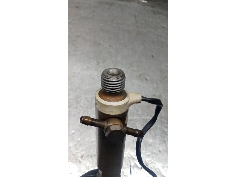 Recambio de inyector para audi 80 b4 sedán (8c2) 1.9 tdi referencia OEM IAM 028130201H  BOSCH