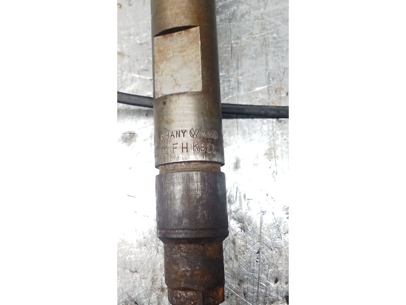 Recambio de inyector para audi 80 b4 sedán (8c2) 1.9 tdi referencia OEM IAM 028130201H  BOSCH