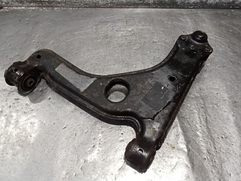 Recambio de brazo suspension inferior delantero derecho para opel astra h gtc (a04) 1.9 cdti (l08) referencia OEM IAM   04