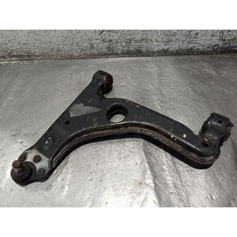 Recambio de brazo suspension inferior delantero izquierdo para opel astra h gtc (a04) 1.9 cdti (l08) referencia OEM IAM   04