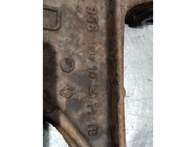 Recambio de brazo suspension inferior delantero derecho para renault kangoo (kc0/1_) 1.9 dci 4x4 (kc0v) referencia OEM IAM   97