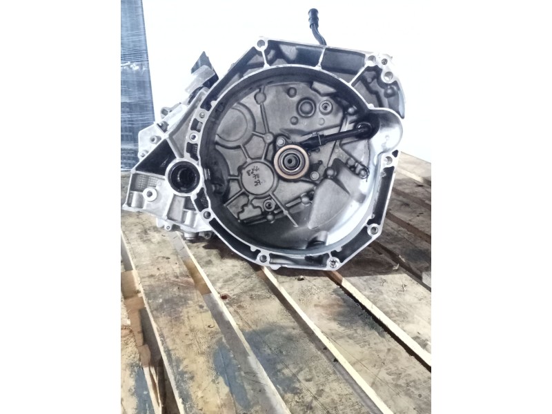 Recambio de caja cambios para renault clio v referencia OEM IAM JT4004 6V A104319