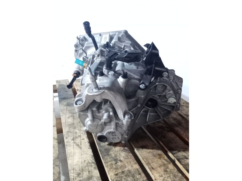 Recambio de caja cambios para renault clio v referencia OEM IAM JT4004 6V A104319