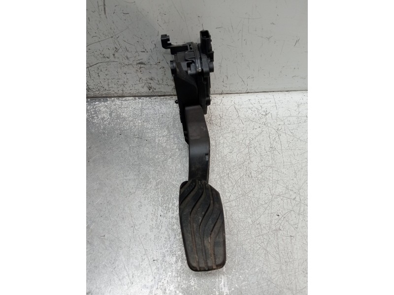 Recambio de potenciometro pedal para renault clio v referencia OEM IAM 180108467R 6PV01290203 2019
