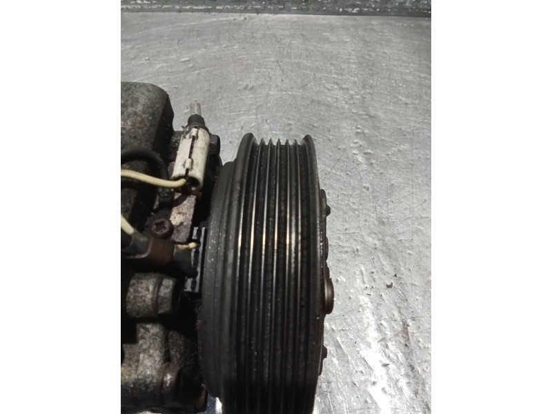 Recambio de compresor aire acondicionado para renault kangoo (kc0/1_) 1.9 dci 4x4 (kc0v) referencia OEM IAM 7700111235 335120914