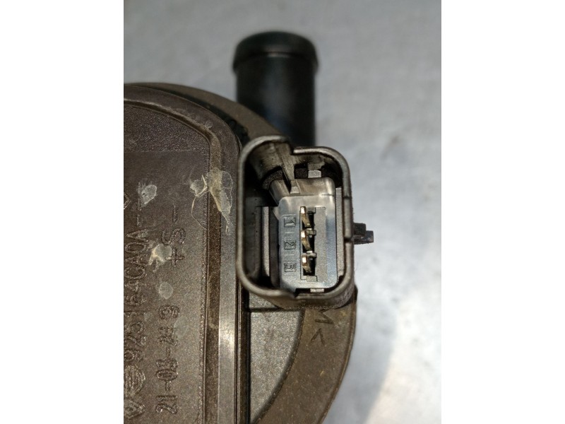 Recambio de bomba agua para renault clio v referencia OEM IAM 0392023219 925164GA0A 2019
